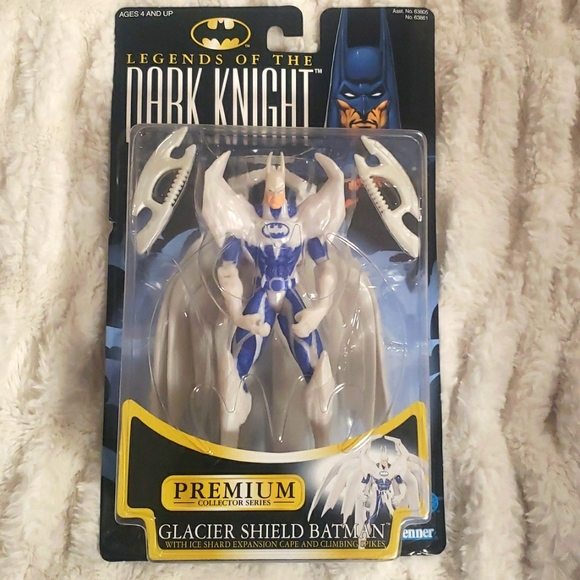 LEGENDS OF THE DARK KNIGHT FIGURE-GLACIER SHIELD BATMAN - Picture 1 of 4